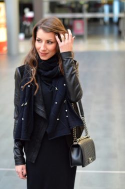 all black winter outfit maxi dress scraf and eatherjacket boots