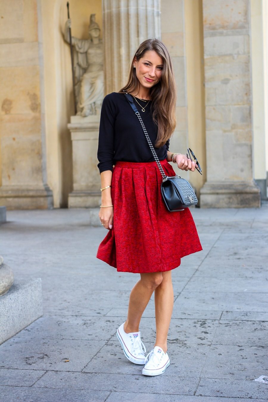 red skirt midi white sneakers fashion week berlin summer street style