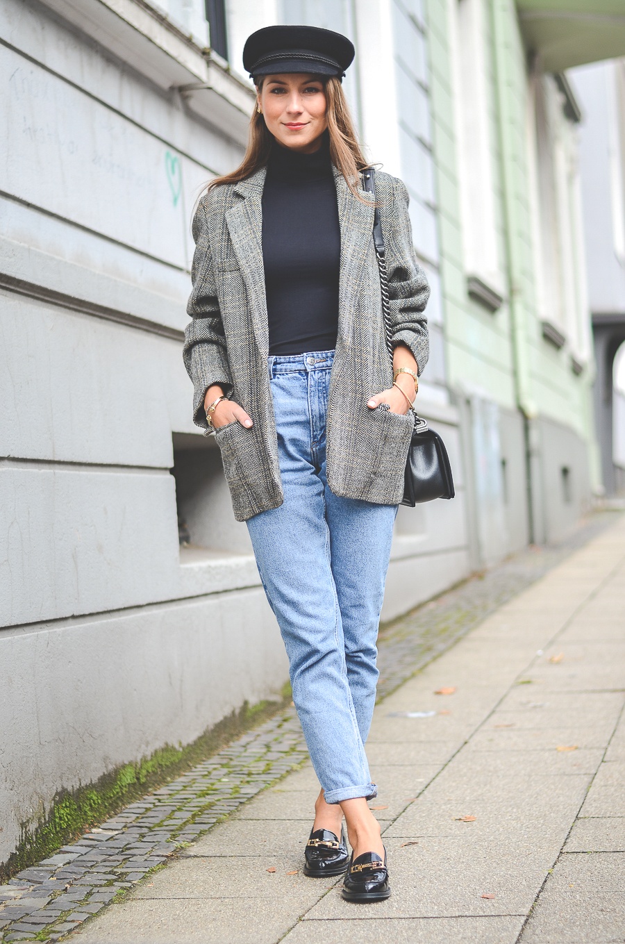 mom jeans loafers blazer outfit