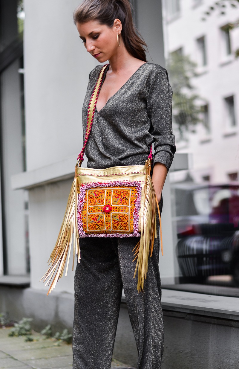 casual , look , outfit , overall , jumpsuit , golden , boho , fringe , bag, fransentasche , 8