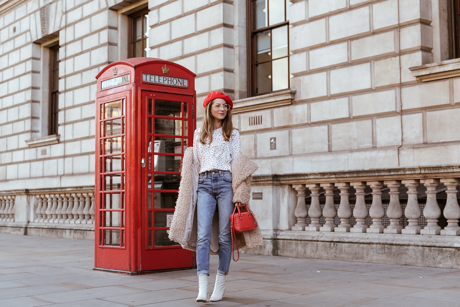 teddy coat levis 501 jeans red hat steffen schraut blouse hearts red valentino bag outfit street style london white boots veja du 5